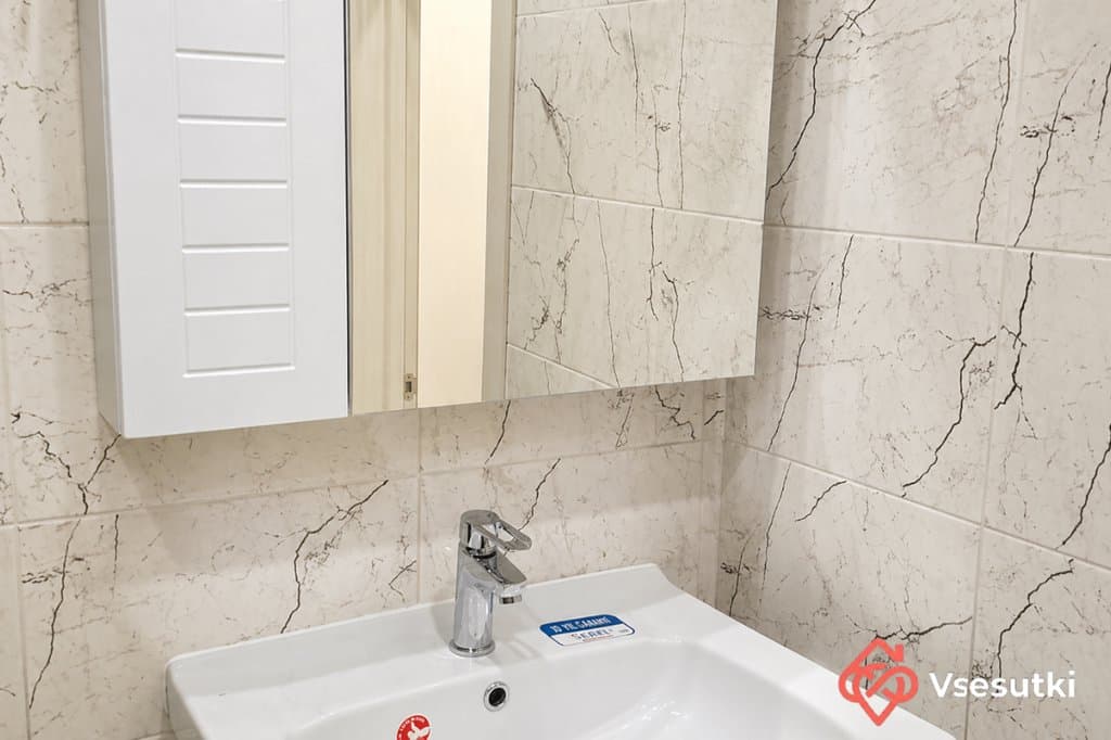Студия рядом с центром - 420 BYN/неделя, 1500 BYN/месяц, скидки 6
