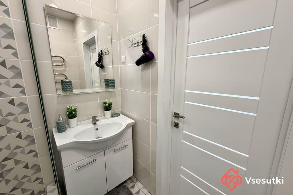 Уютная студия Glasgow - вид на город, 13 этаж, самозаселение 13